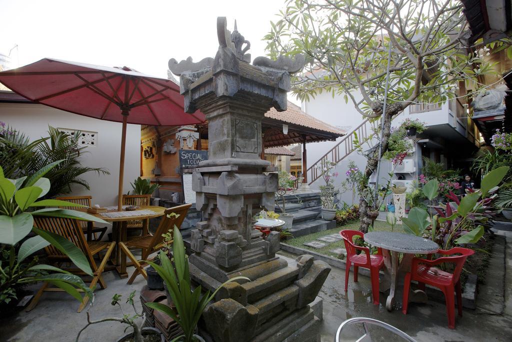 Radha Homestay Sanur  Exterior photo